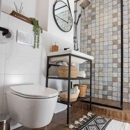 Bright & Cozy 33 Retreat-dristor